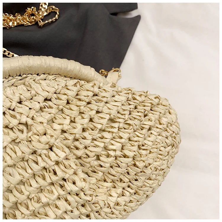 2024 Summer New Straw Weaving Crossbody Bag Fashionable and Casual Shell Bag Women's Shoulder Bag with Excellent Texture