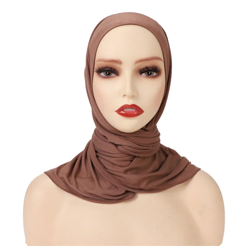 Women High Quality Muslim Cotton Modal Hijab Shawls Plain Triangle Wrap Beach Summer Islamic Ramadan Snood Scarves 140*70*95Cm