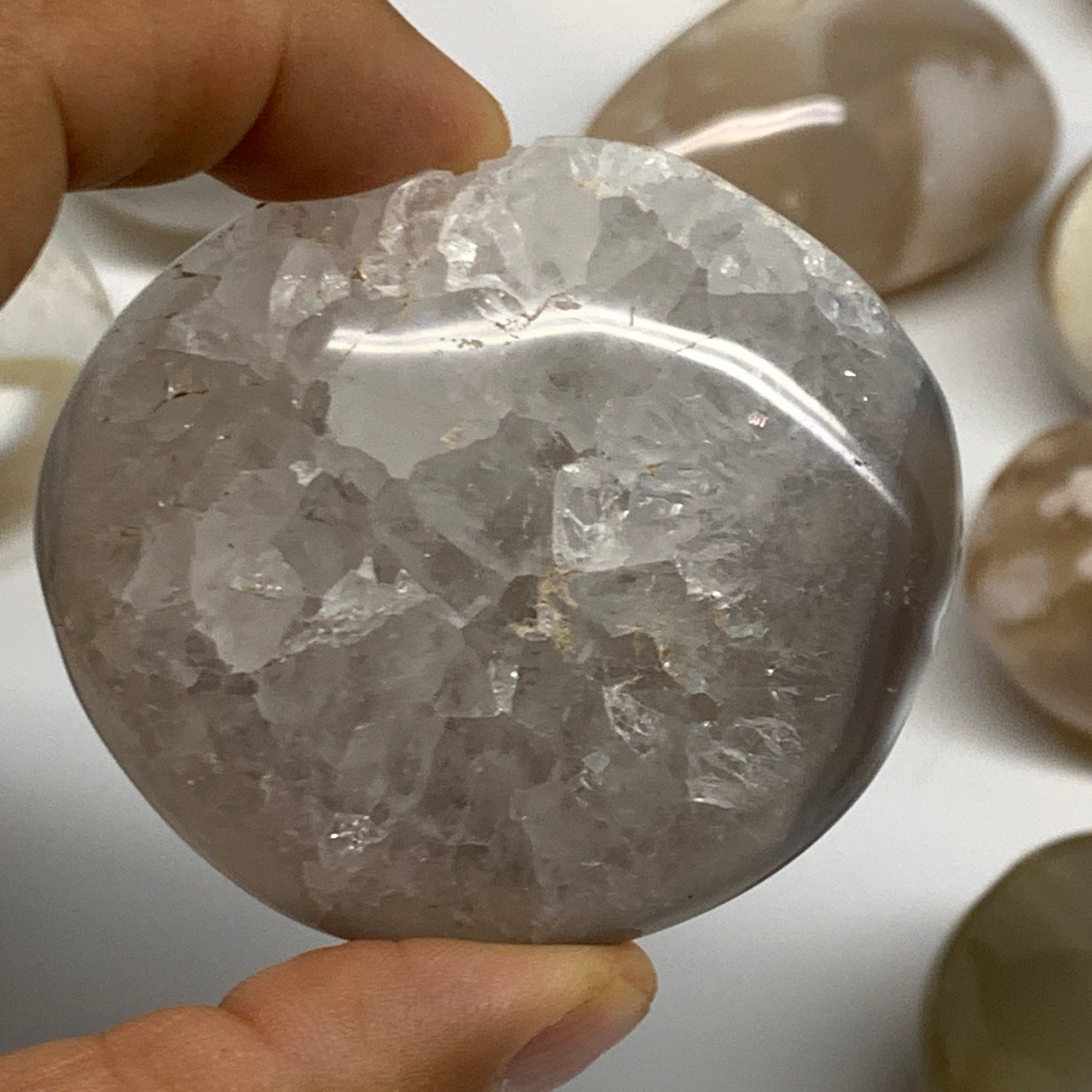 2.2 lbs (1000 Grams), 1.8"-2.4", 12pcs, Flower Agate Crystals Palm-Stone, B28093