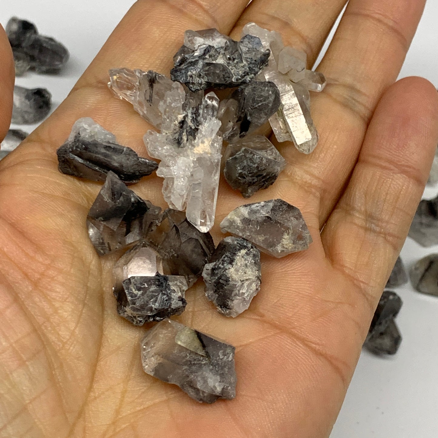 183g,0.5"-1.4",63pcs,Small Ruilte Quartz Crystal Minerals Specimens,Terminated,B
