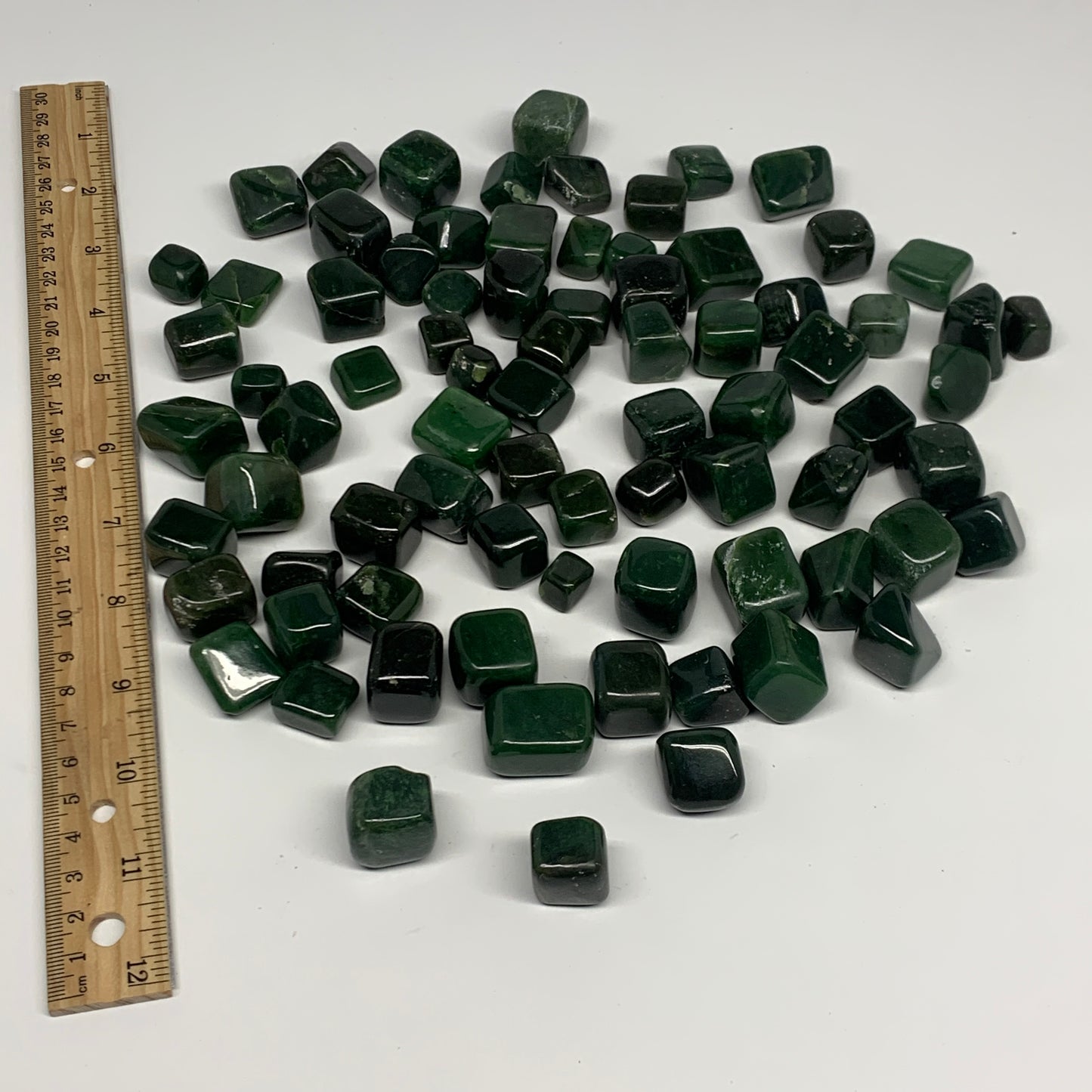 1000g (2.2 lbs), 0.5"-1", 79pcs, Nephrite Jade Tumbled @Afghanistan, B29911