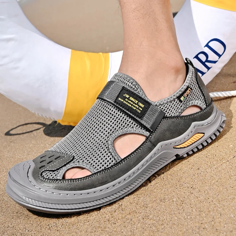 2023 New Sandals Man Fashion  Summer Breathable Outdoor Beach  Casual Comfortable Casual Shoes