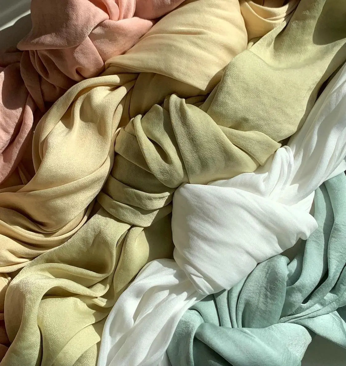 Premium Velvet Satin Chiffon Hijab Scarf Women Luxury Soft Plain Shawl For Women Muslim Hijabs Turban Femme Chic  Ramadan