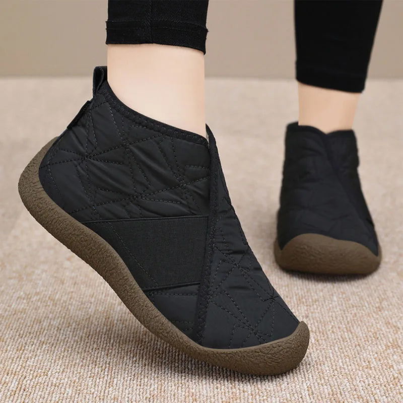 Winter Warm Plush Ankle Boots for Women 2024 New Waterproof Non-Slip Snow Boots Woman Slip-On Flat Heel Warm Cotton Padded Shoes