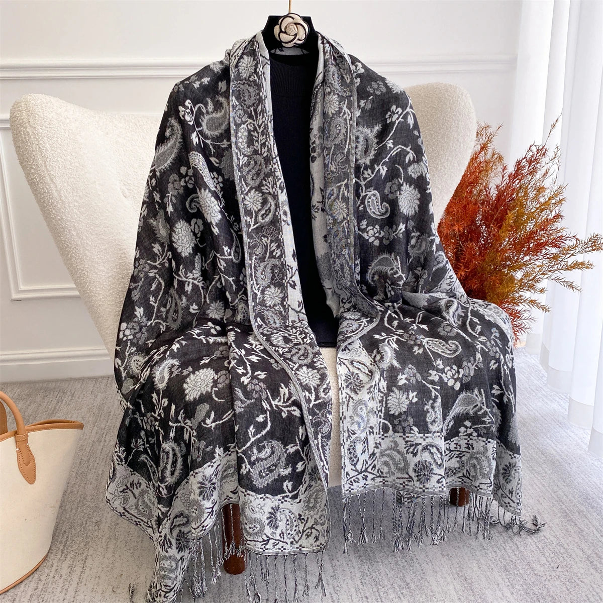 [T755] Ethnic Style Jacquard Tassel Blanket Paisley Pashmina Winter Warm Shawl Wrap Luxury Scarf Women Neckerchief Poncho