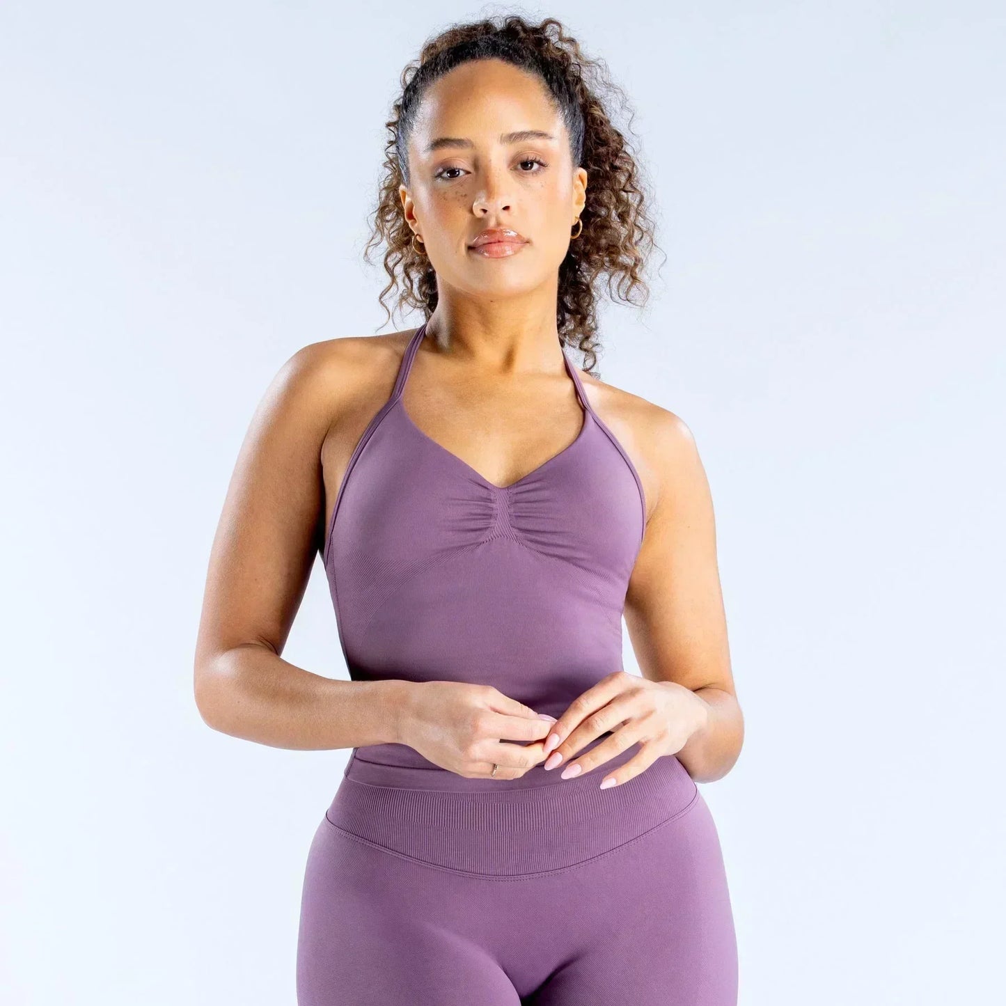 Four Seasons New Gym Fashion Yoga Gym Clothing Hip Pants Neck Bra Comfortable Dopamine Pilates Set