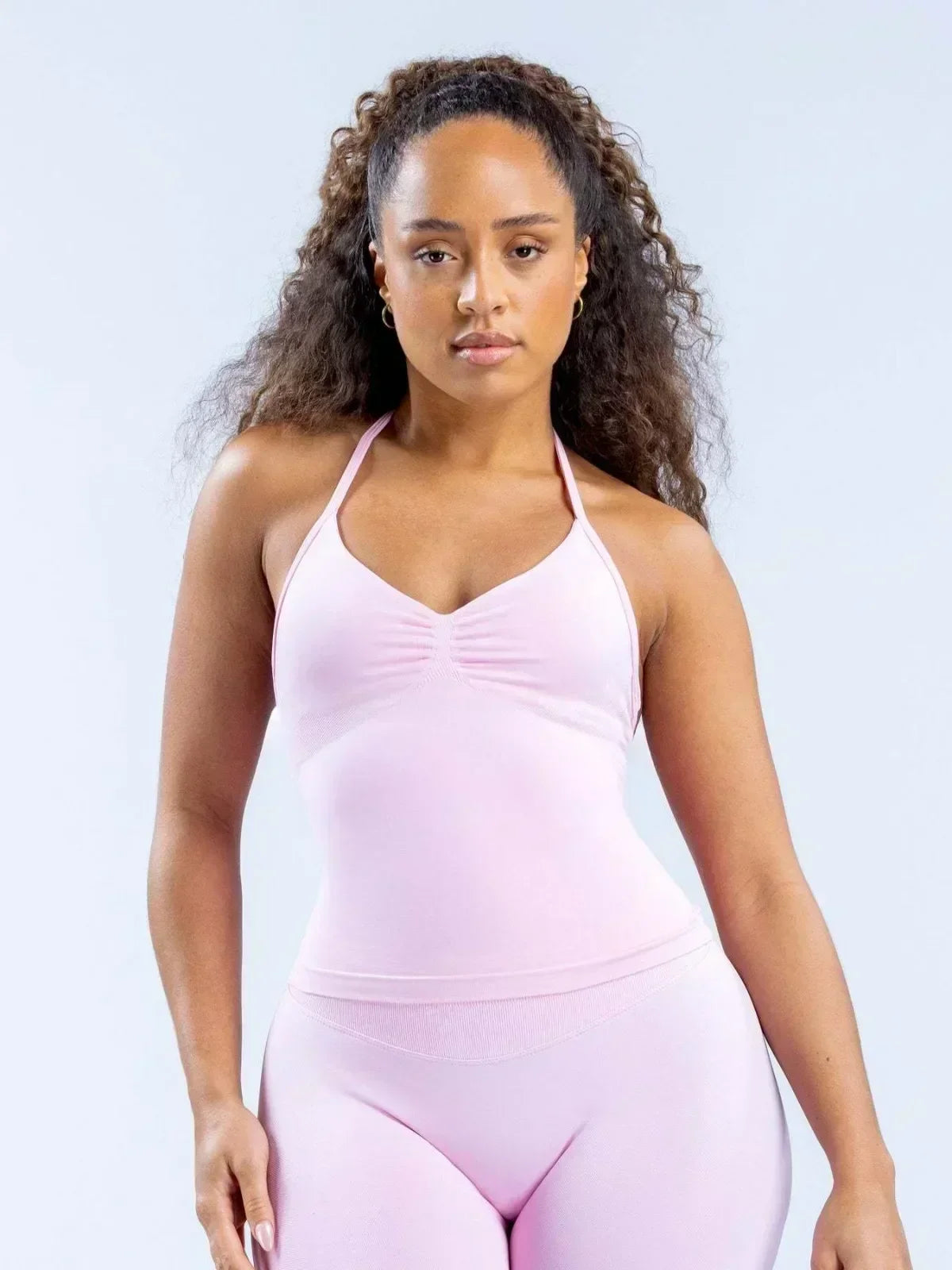 Four Seasons New Gym Fashion Yoga Gym Clothing Hip Pants Neck Bra Comfortable Dopamine Pilates Set
