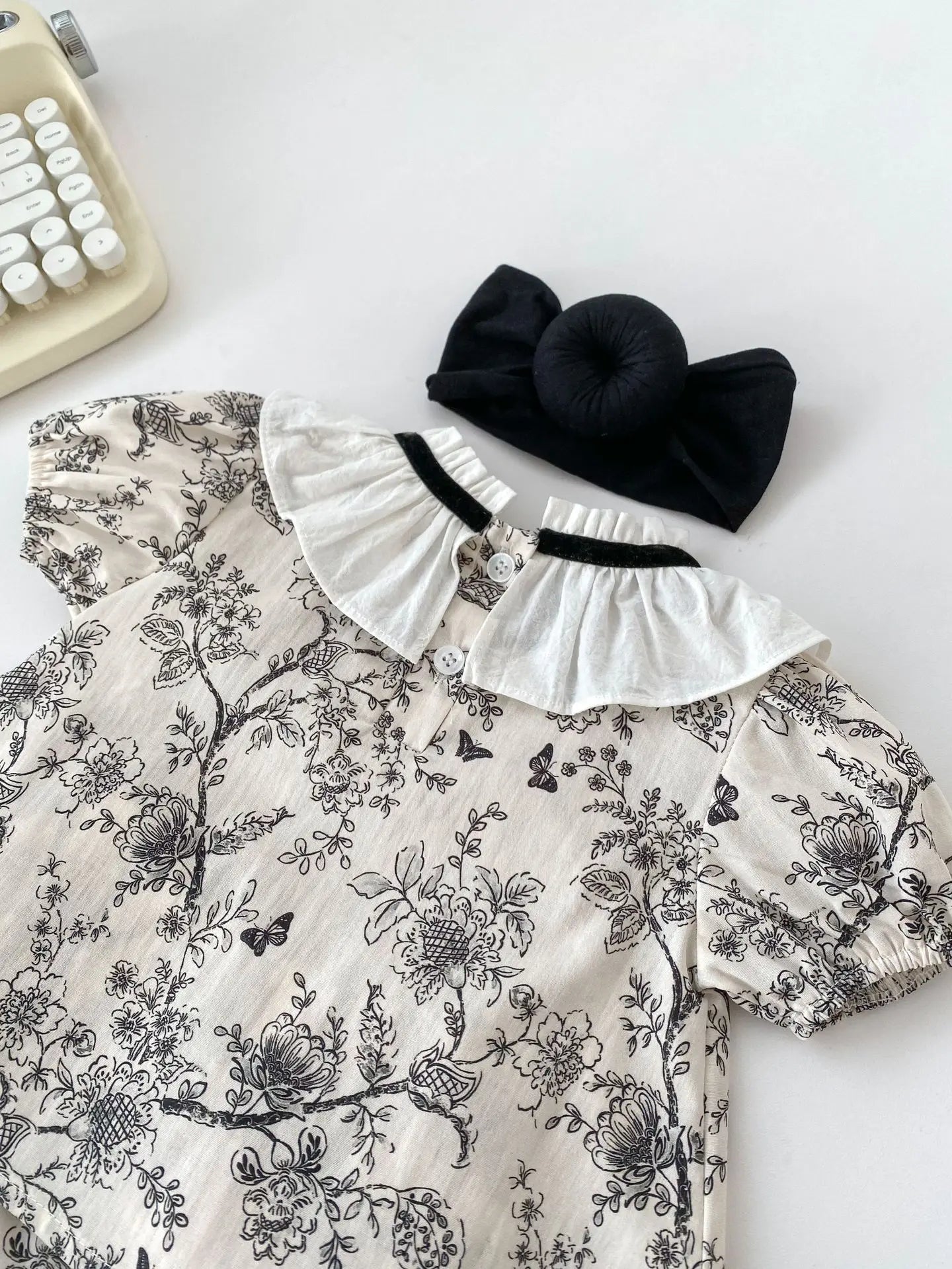 Summer Baby Clothing Set Floral Lace Collar Tops And Bloomer 2 PCS Girls Suit Toddler Tee Set