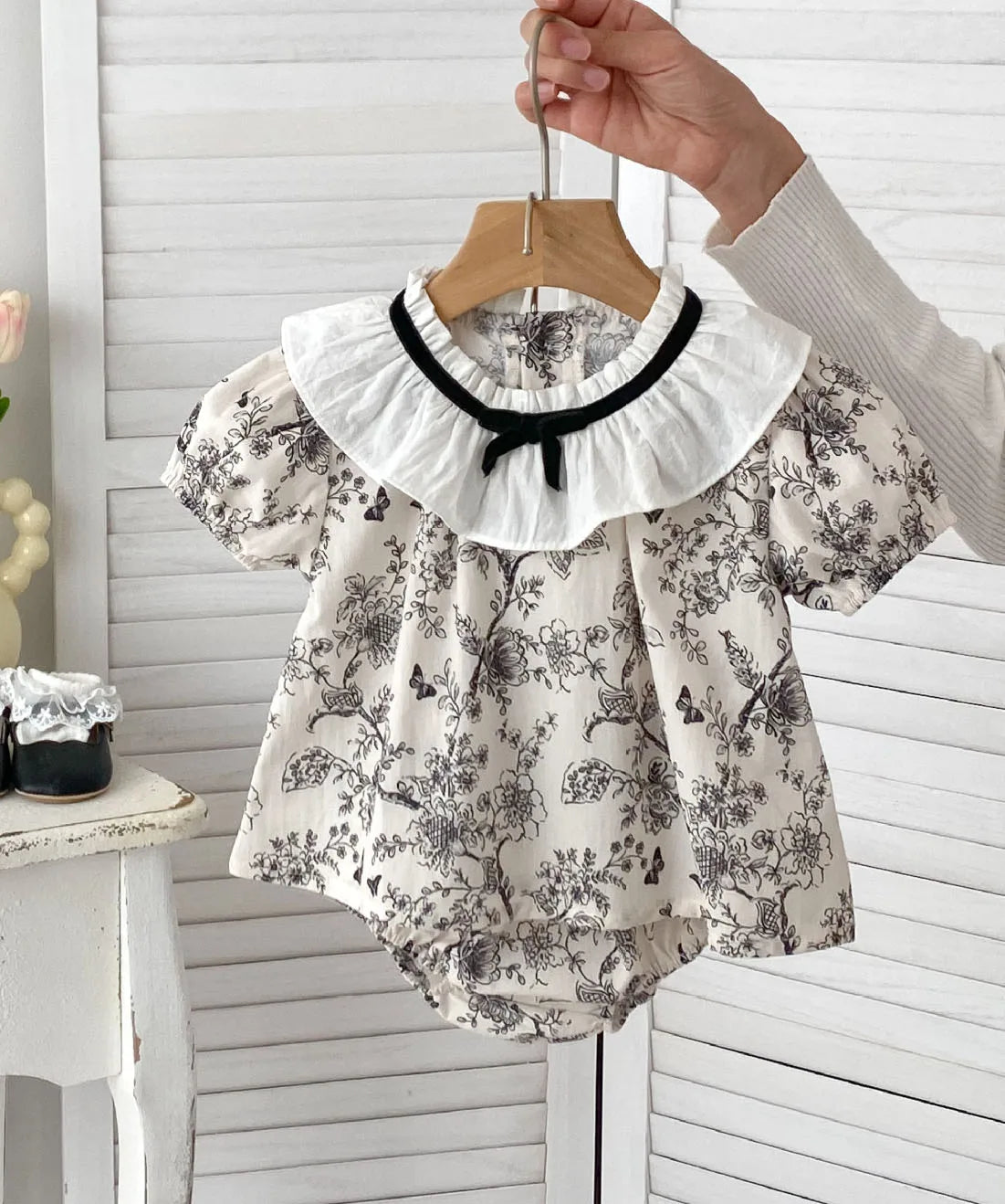 Summer Baby Clothing Set Floral Lace Collar Tops And Bloomer 2 PCS Girls Suit Toddler Tee Set