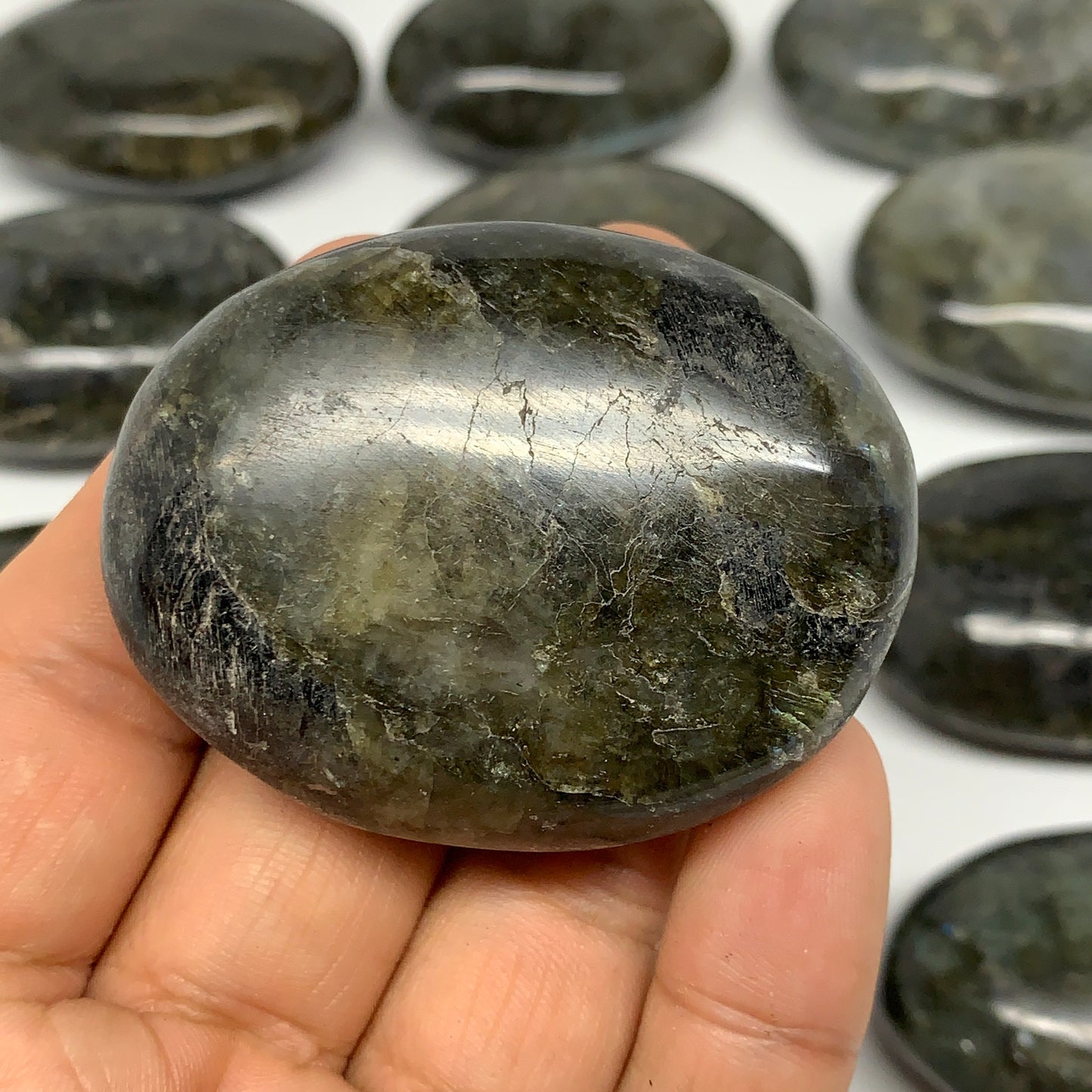 2.2 lbs,1.6"-2.4", 16pcs, Labradorite Palm-stone Polished Reiki @Madagascar,B177