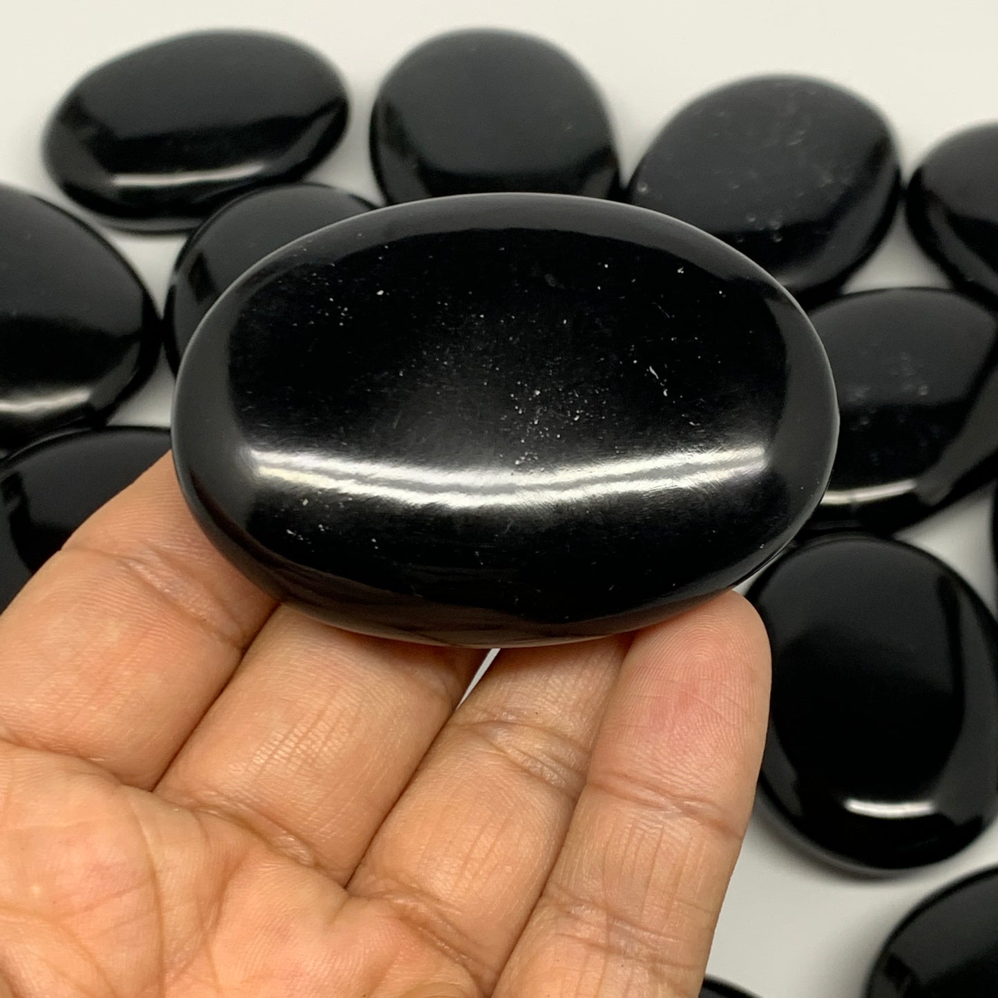 2.6 lb, 2"-2.5", 20 pcs, Black Obsidian Palm-Stone Polished Reiki Crystal, B2205